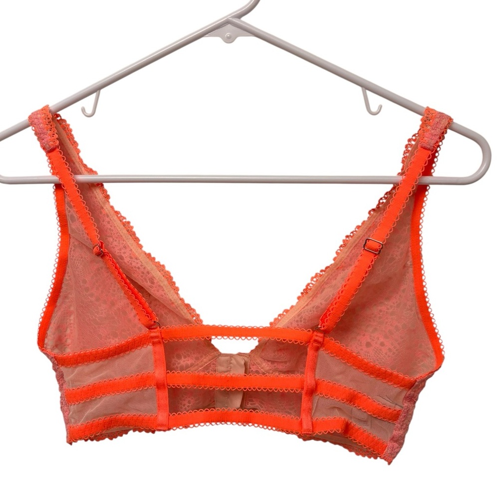 Victoria's Secret ICE ANGEL Pink Strappy Bralette Sz Medium Preowned - Picture 4 of 6